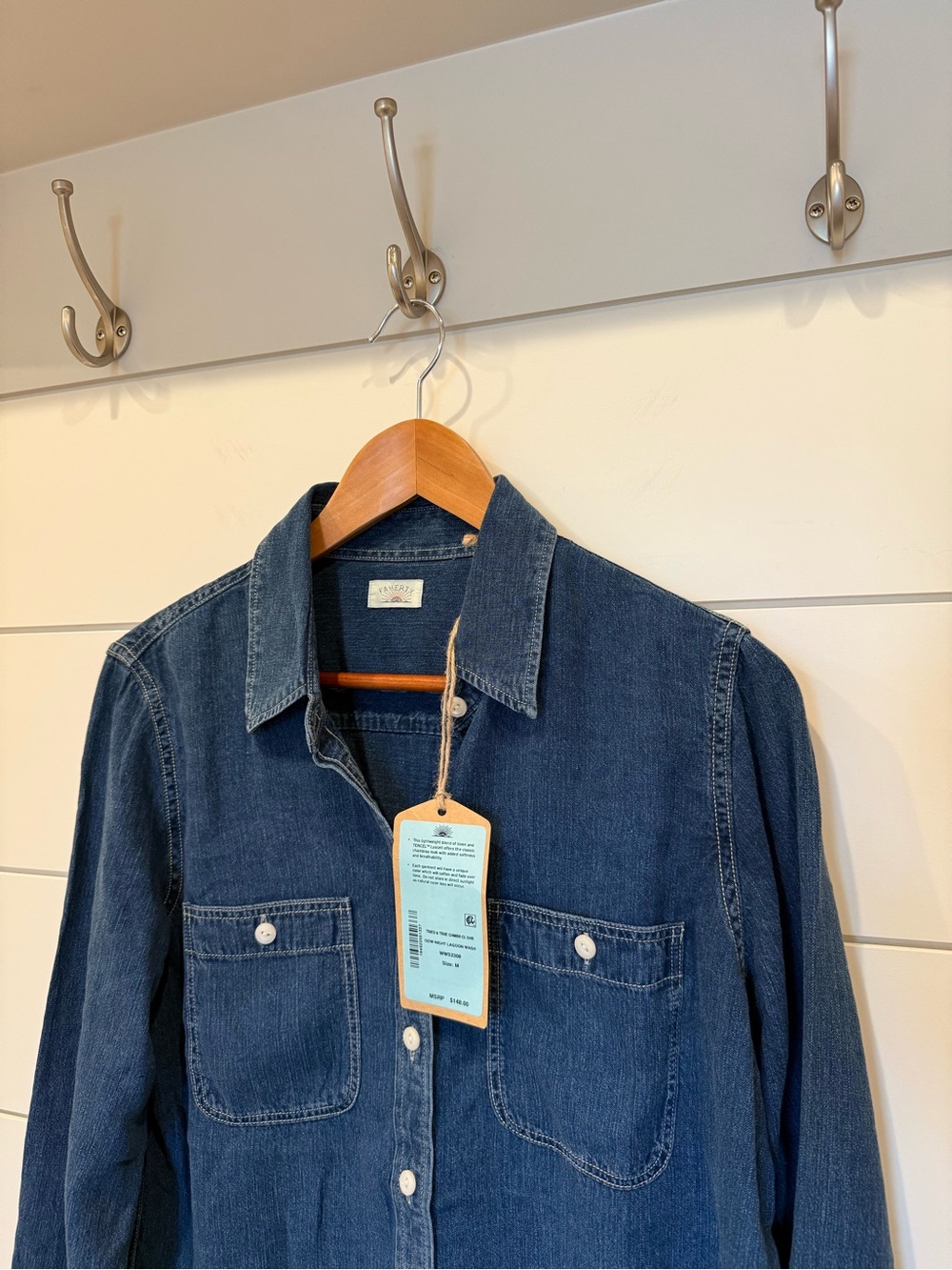 NWT Faherty Chambray Woven Spread Collar Long Sleeve Button Front Shirt - Picture 5 of 9